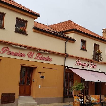 Penzion U Zamku Lednice Esterno foto